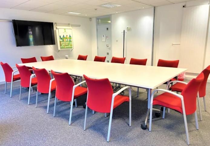 Office in Chichester - photo 2